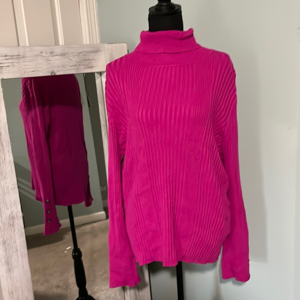 Women’s Turtleneck Sweater